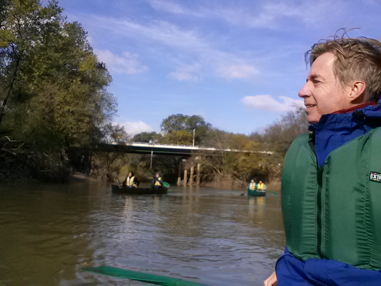 Chris Morris leading a group of students down the Trinity River.